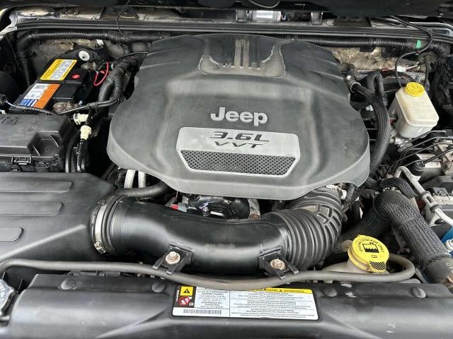 2012 Jeep Wrangler Unlimited Sahara