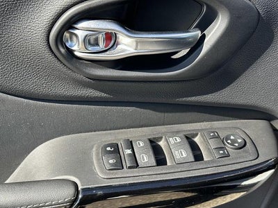 2023 Jeep Cherokee Altitude Lux 4x4