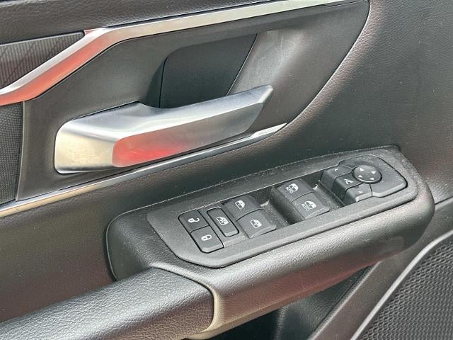 2025 RAM 1500 Big Horn Crew Cab 4x4 5'7" Box