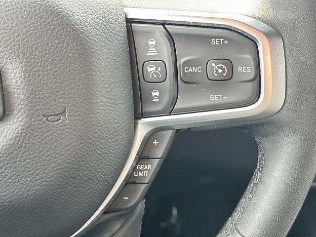 2025 RAM 1500 Big Horn Crew Cab 4x4 5'7" Box