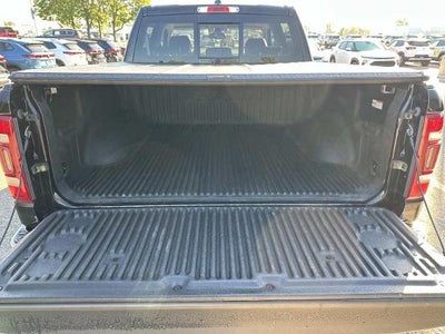 2019 RAM 1500 Laramie Crew Cab 4x4 5'7" Box