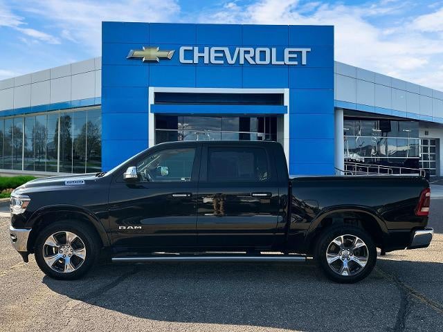 2019 RAM 1500 Laramie Crew Cab 4x4 5'7" Box