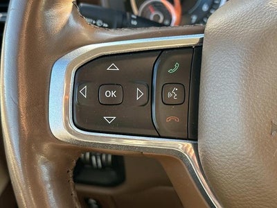 2019 RAM 1500 Laramie Crew Cab 4x4 5'7" Box