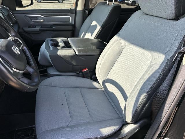 2020 RAM 1500 Big Horn Crew Cab 4x4 5'7" Box