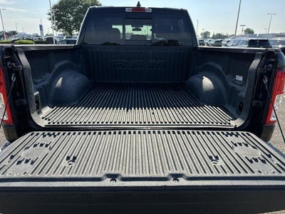 2020 RAM 1500 Big Horn Crew Cab 4x4 5'7" Box