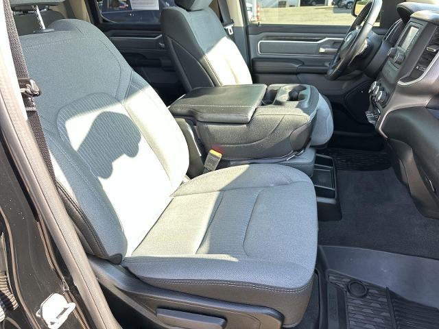 2020 RAM 1500 Big Horn Crew Cab 4x4 5'7" Box