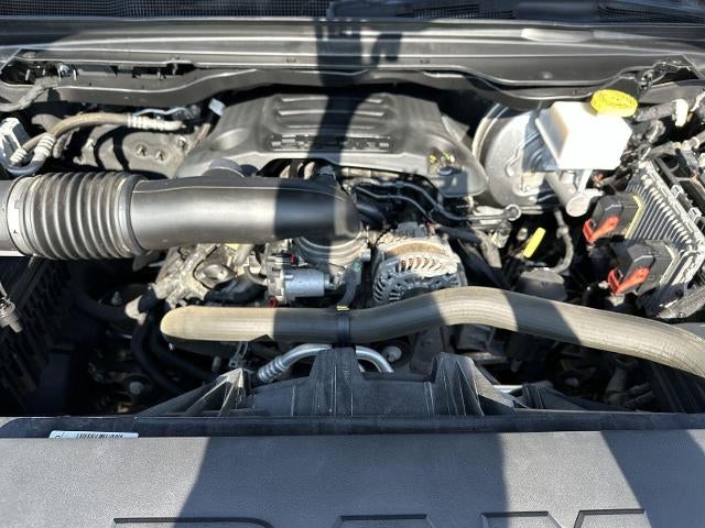 2020 RAM 1500 Big Horn Crew Cab 4x4 5'7" Box