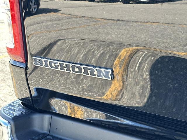 2020 RAM 1500 Big Horn Crew Cab 4x4 5'7" Box
