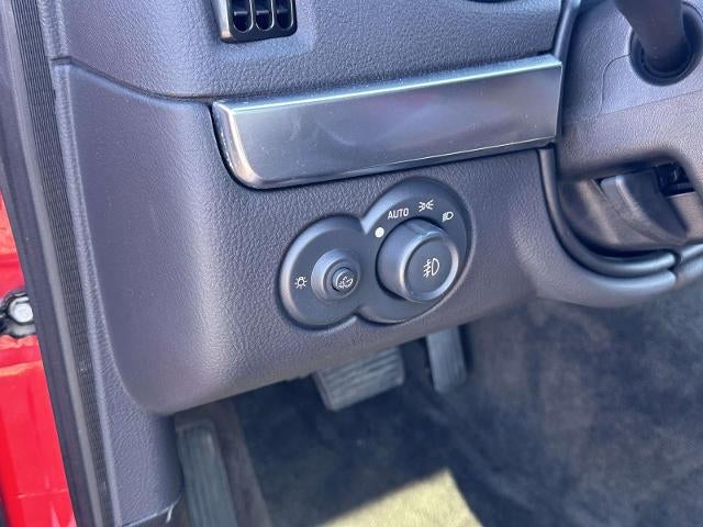 2003 Chevrolet SSR LS