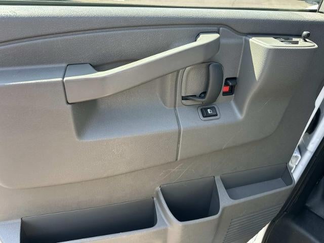 2025 Chevrolet Express Cargo Base