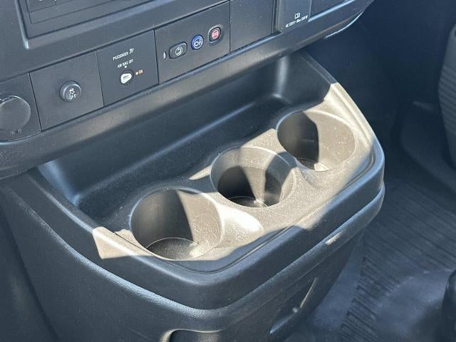 2025 Chevrolet Express Cargo Base