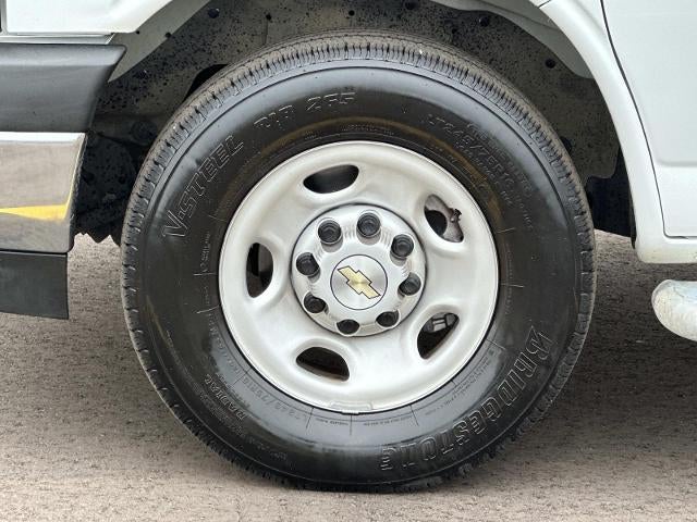 2025 Chevrolet Express Cargo Base