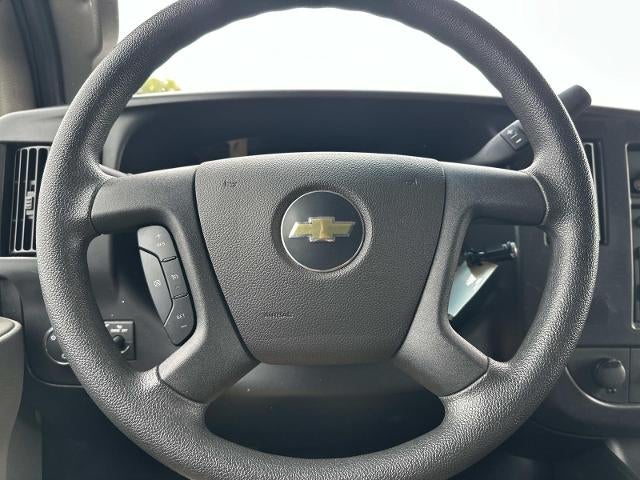 2025 Chevrolet Express Cargo Base