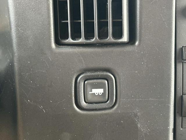 2025 Chevrolet Express Cargo Base