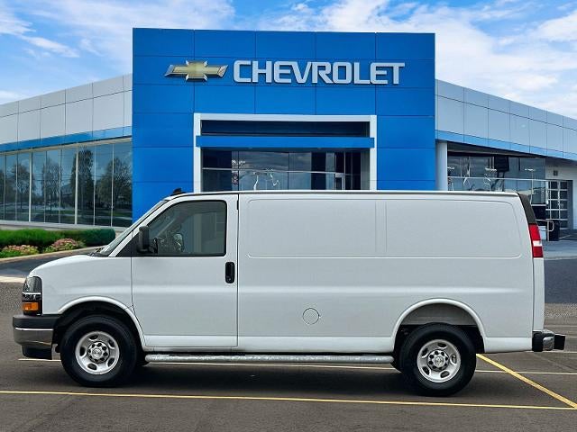 2025 Chevrolet Express Cargo Base