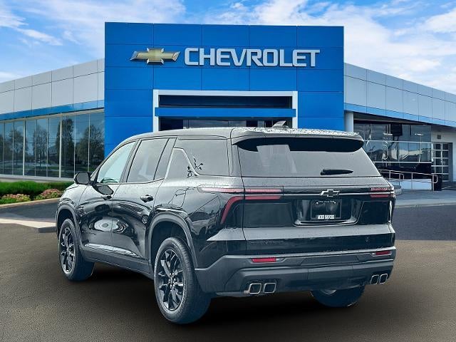2024 Chevrolet Traverse LS