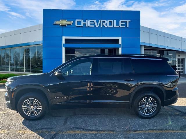 2024 Chevrolet Traverse LT