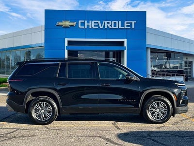 2024 Chevrolet Traverse LT