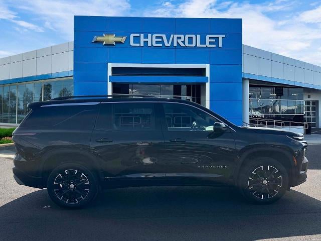 2024 Chevrolet Traverse LT