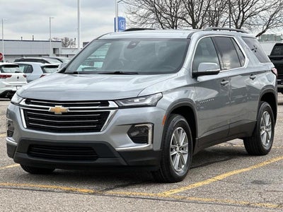 2023 Chevrolet Traverse LT Cloth