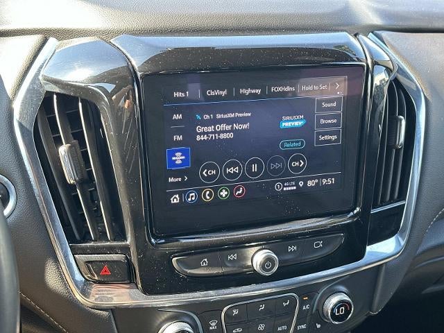 2023 Chevrolet Traverse LT Leather