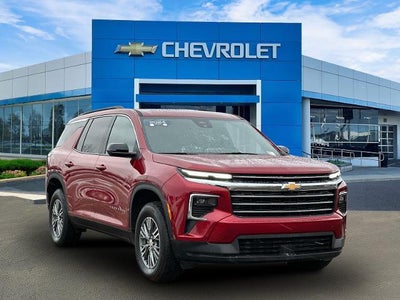 2024 Chevrolet Traverse LT