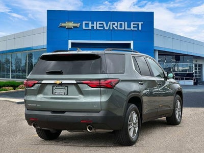 2023 Chevrolet Traverse LT Cloth