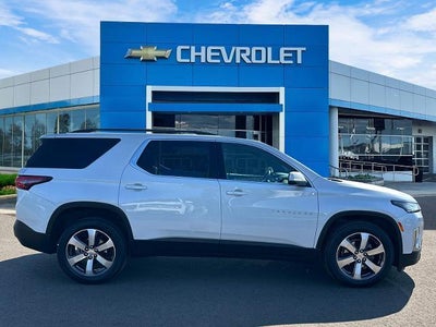 2023 Chevrolet Traverse LT Leather
