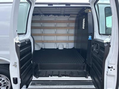 2025 GMC Savana Cargo Base