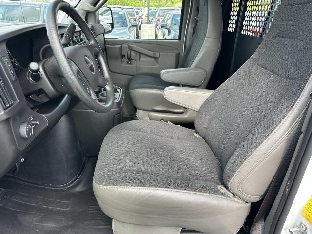 2025 GMC Savana Cargo Base