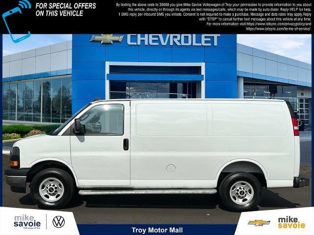 2025 GMC Savana Cargo Base