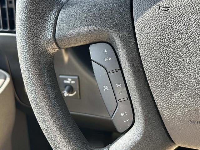 2025 GMC Savana Cargo Base