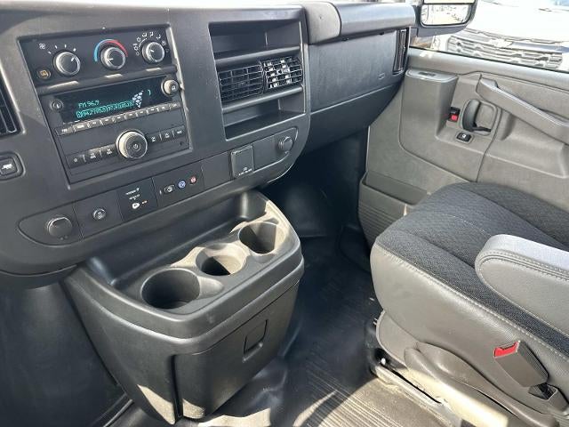 2025 GMC Savana Cargo Base
