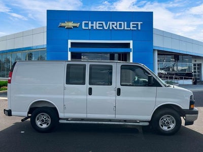 2025 GMC Savana Cargo Base