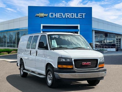 2025 GMC Savana Cargo Base