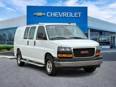 2025 GMC Savana Cargo Base