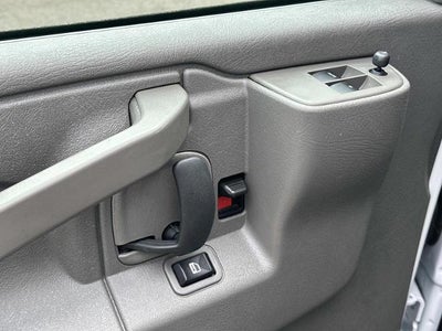 2025 GMC Savana Cargo Base
