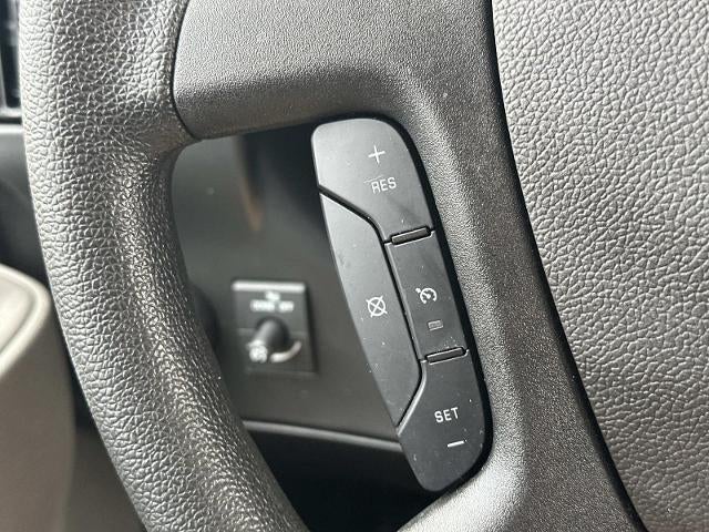 2025 GMC Savana Cargo Base
