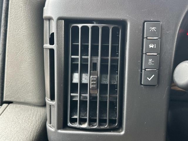 2025 GMC Savana Cargo Base