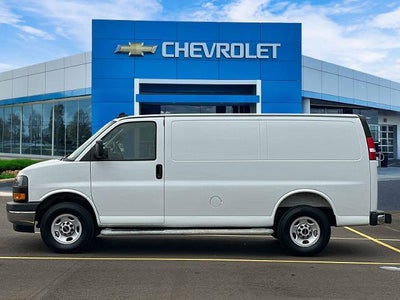 2025 GMC Savana Cargo Base