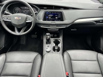 2023 Cadillac XT4 Premium Luxury