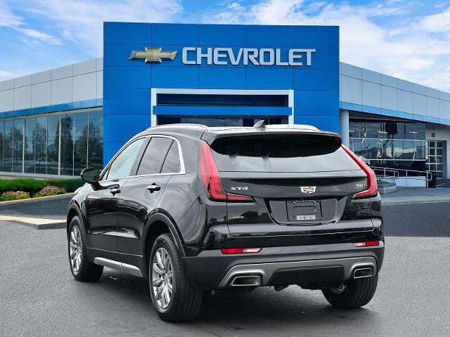 2023 Cadillac XT4 Premium Luxury