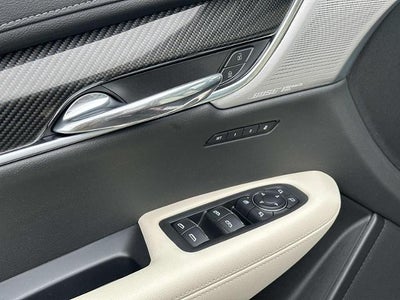 2023 Cadillac XT6 Sport