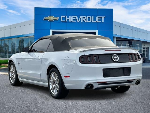 2014 Ford Mustang V6