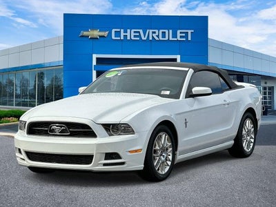 2014 Ford Mustang V6