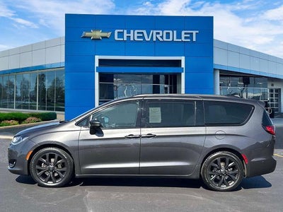 2020 Chrysler Pacifica Limited