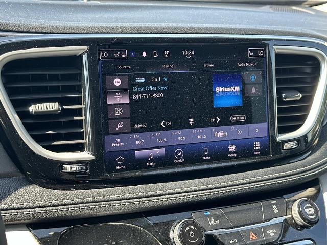 2022 Chrysler Pacifica Hybrid Touring L