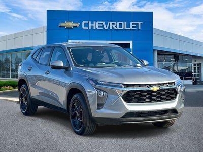 2025 Chevrolet Trax LS