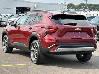 2025 Chevrolet Trax LT