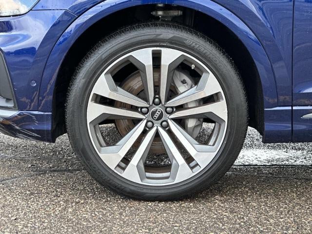 2022 Audi Q8 Premium Plus 55 TFSI quattro Tiptronic